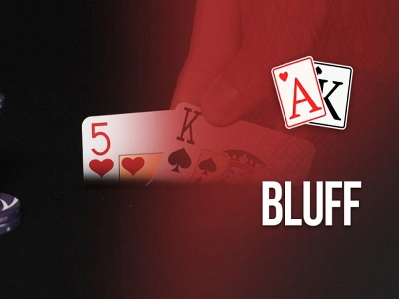Tại sao nên bluff trong game poker?