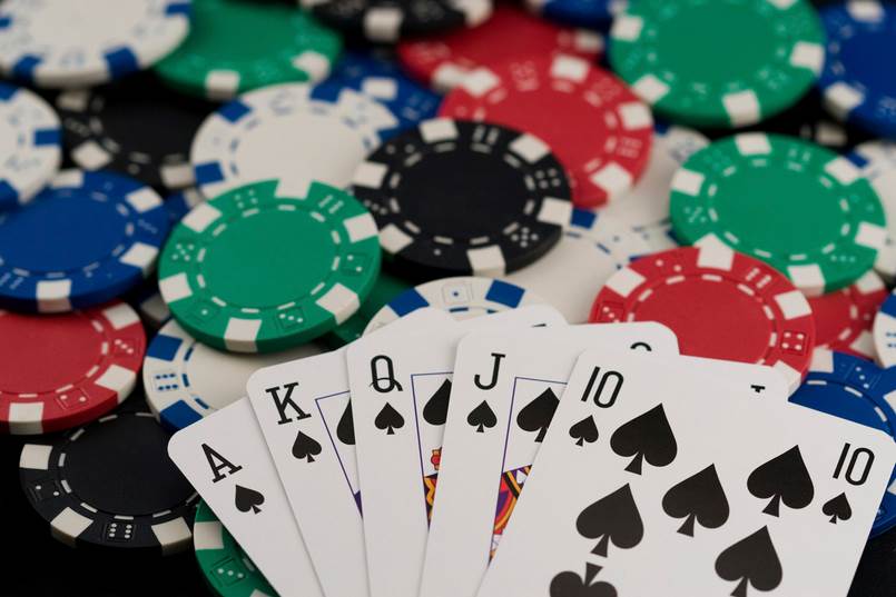 Cải tiến chất lượng sản phẩm Poker để mang đến trải nghiệm tốt cho người dùng